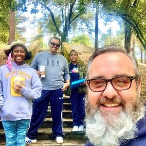 Meet your Posher, Robert